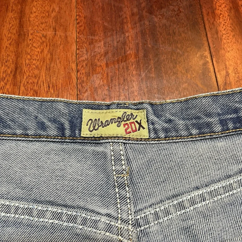 Wrangler Jeans Mens 42x32 Blue 20X Boot Cut Western Cowboy Rodeo Workwear READ